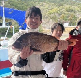 あなたに逢い鯛。釣り堀