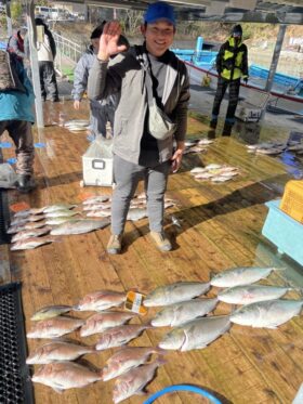 あなたに逢い鯛。釣り堀